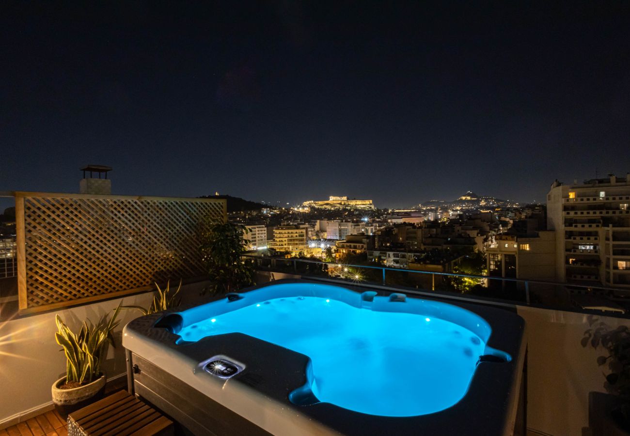 Appartement à Athens - Acropolis Sky Retreat | Jacuzzi & 3BR Maisonette