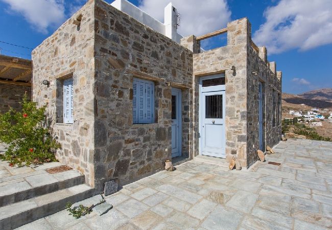 Villa in Ramos - An Amazing Stone Villa-B in Serifos w/Shared Pool