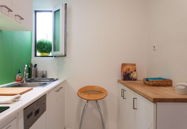 Apartment in Athens - 2 bdrm apt for up to 6 guests next to Acropolis museum  Apartment in Athens - 2 bdrm apt for up to 6 guests next to Acropolis museum