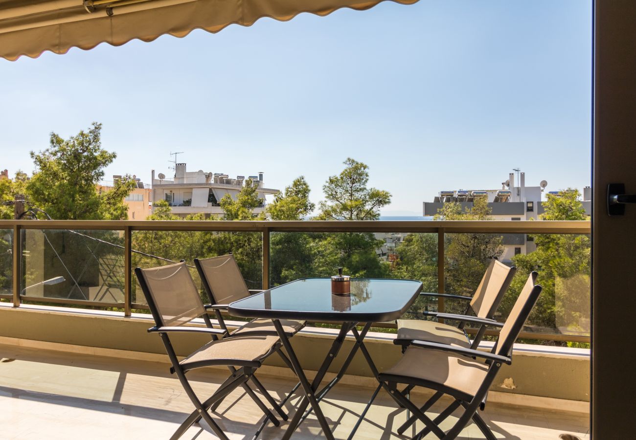 Apartment in Alimos - Amazing 2 bdrm Sea View Holiday Apt 