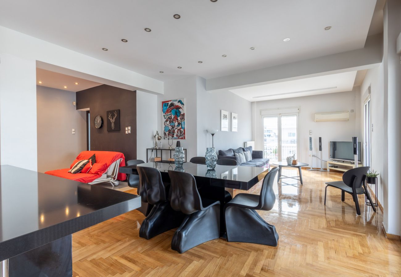 Apartment in Nea Smyrni - A Luxury & Comfortable 2bdrm Apt in Athens 