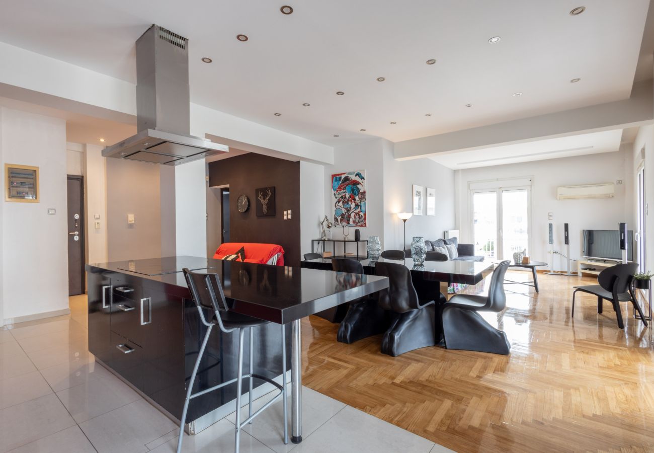 Apartment in Nea Smyrni - A Luxury & Comfortable 2bdrm Apt in Athens 