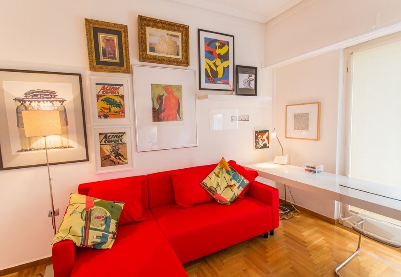 Apartment in Athens - A Cozy Apt in Kolonaki of Athens 