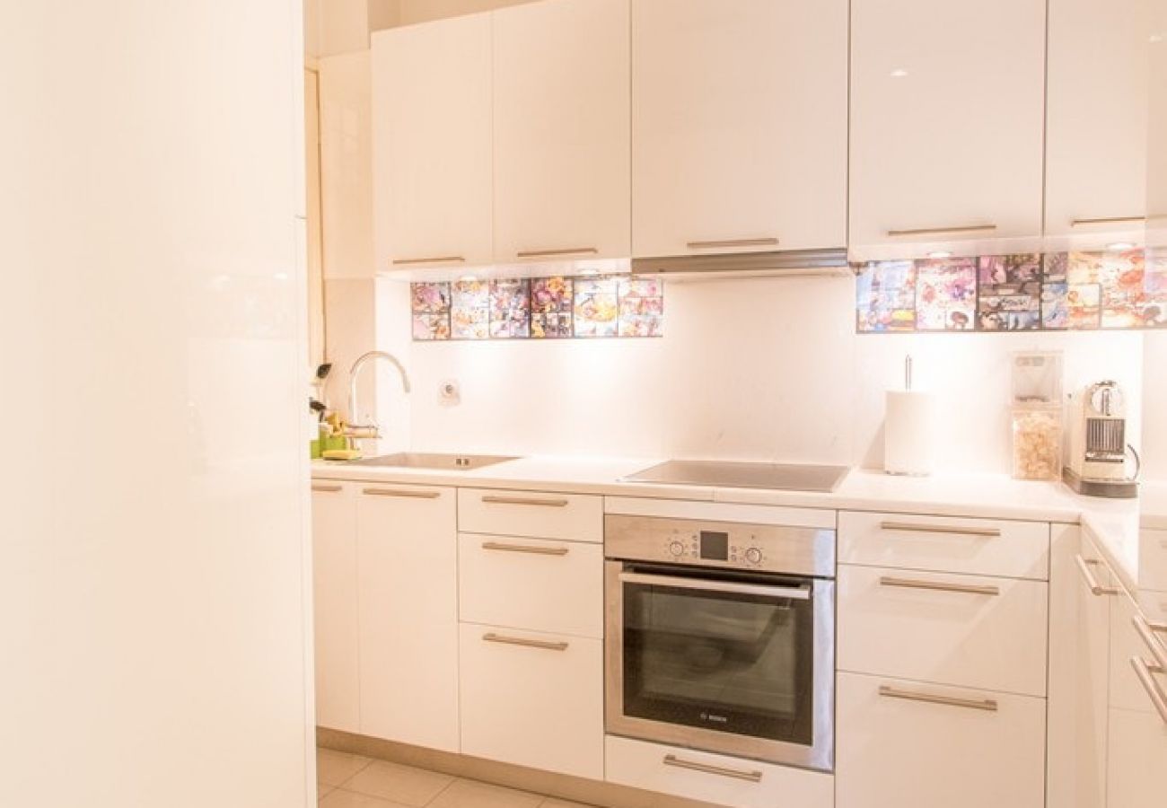 Apartment in Athens - A Cozy Apt in Kolonaki of Athens 