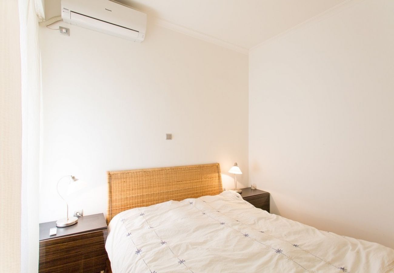 Apartment in Athens - A Cozy Apt in Kolonaki of Athens 