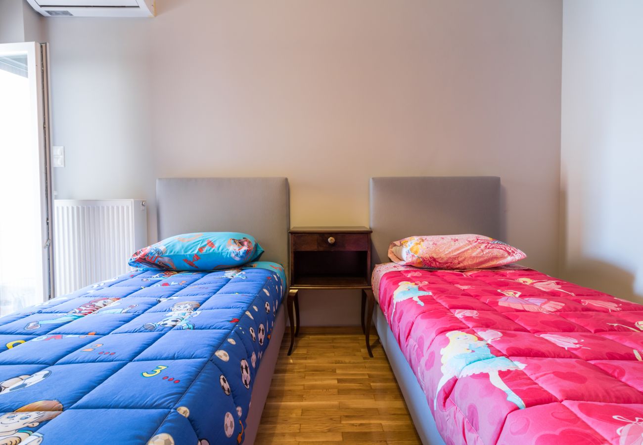 Apartment in Kallithea - Comfortable and Spacious 2 bdr Apt 