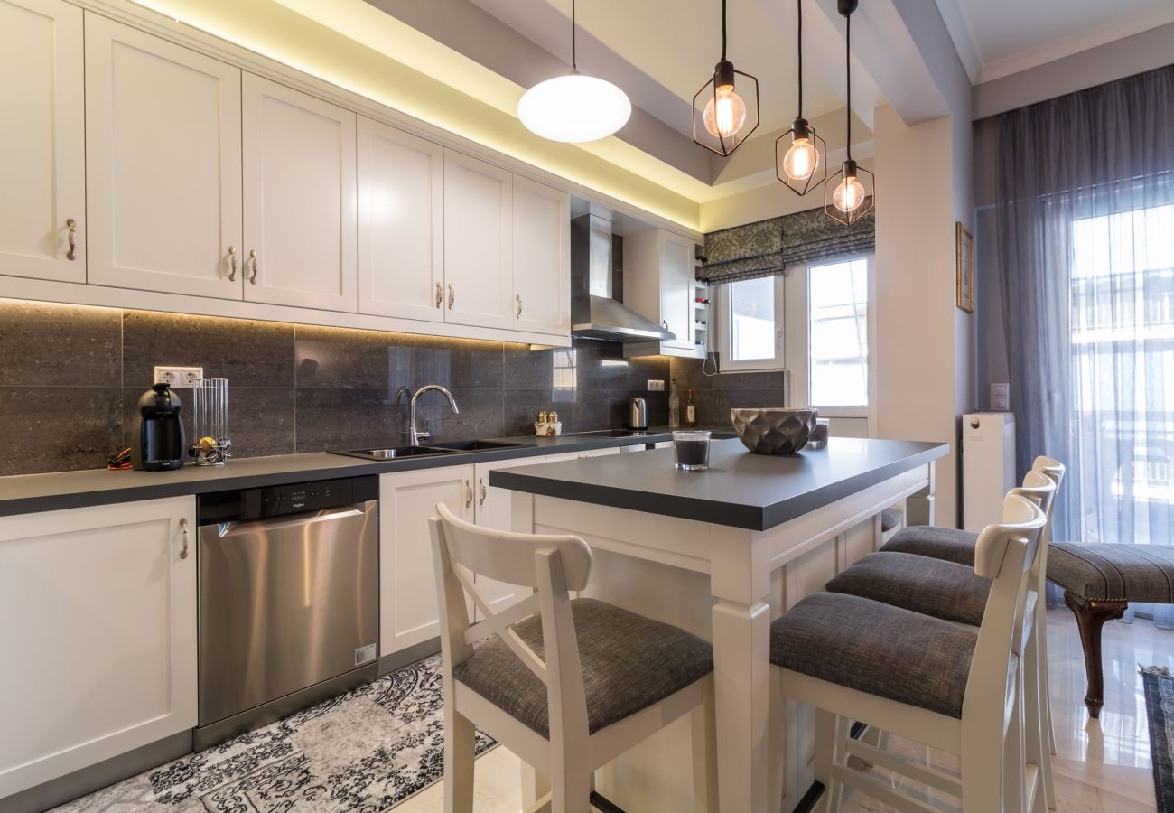 Apartment in Kallithea - Comfortable and Spacious 2 bdr Apt 