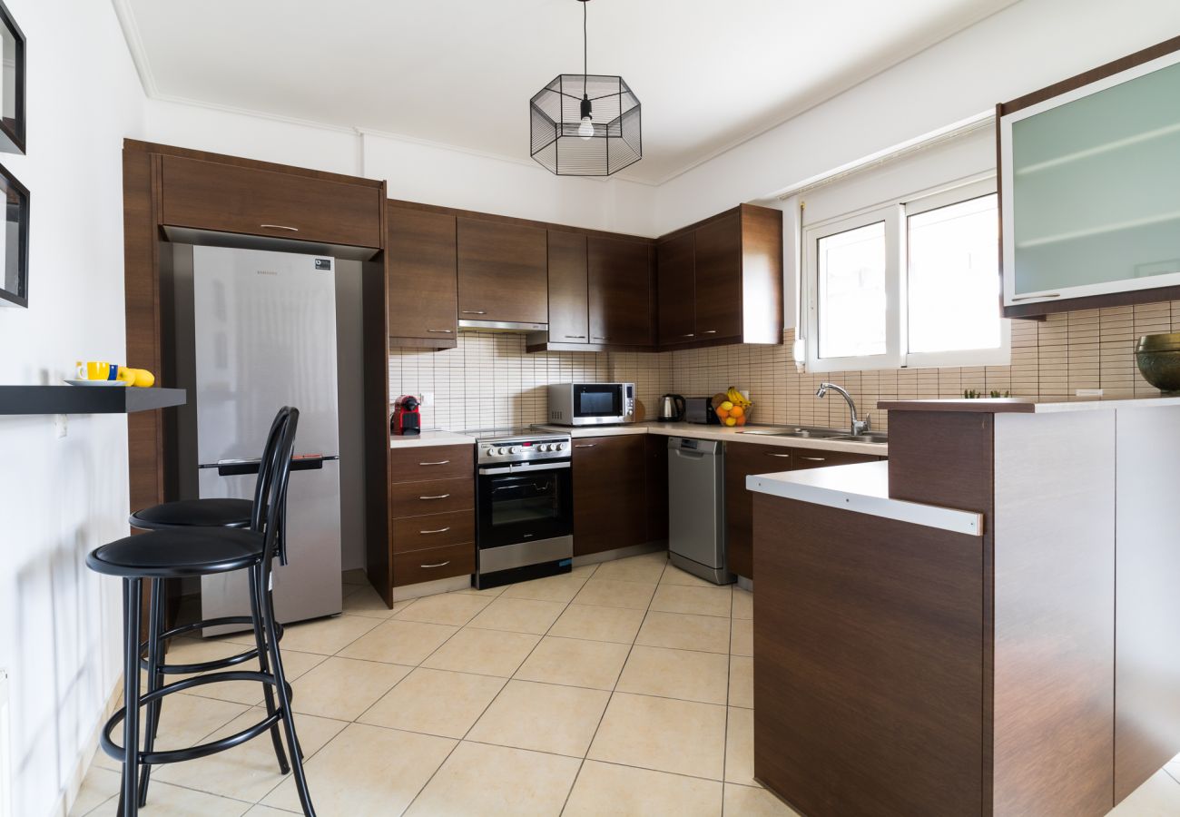 Apartment in Athens - Athenian Stylish 2 bdrm Apartment 