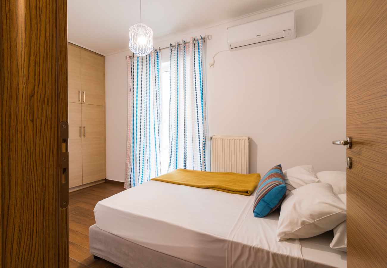 Apartment in Athens - Athenian Stylish 2 bdrm Apartment 