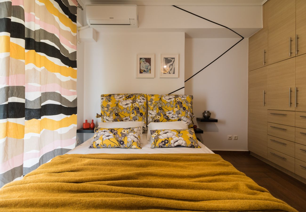 Apartment in Athens - Athenian Stylish 2 bdrm Apartment 