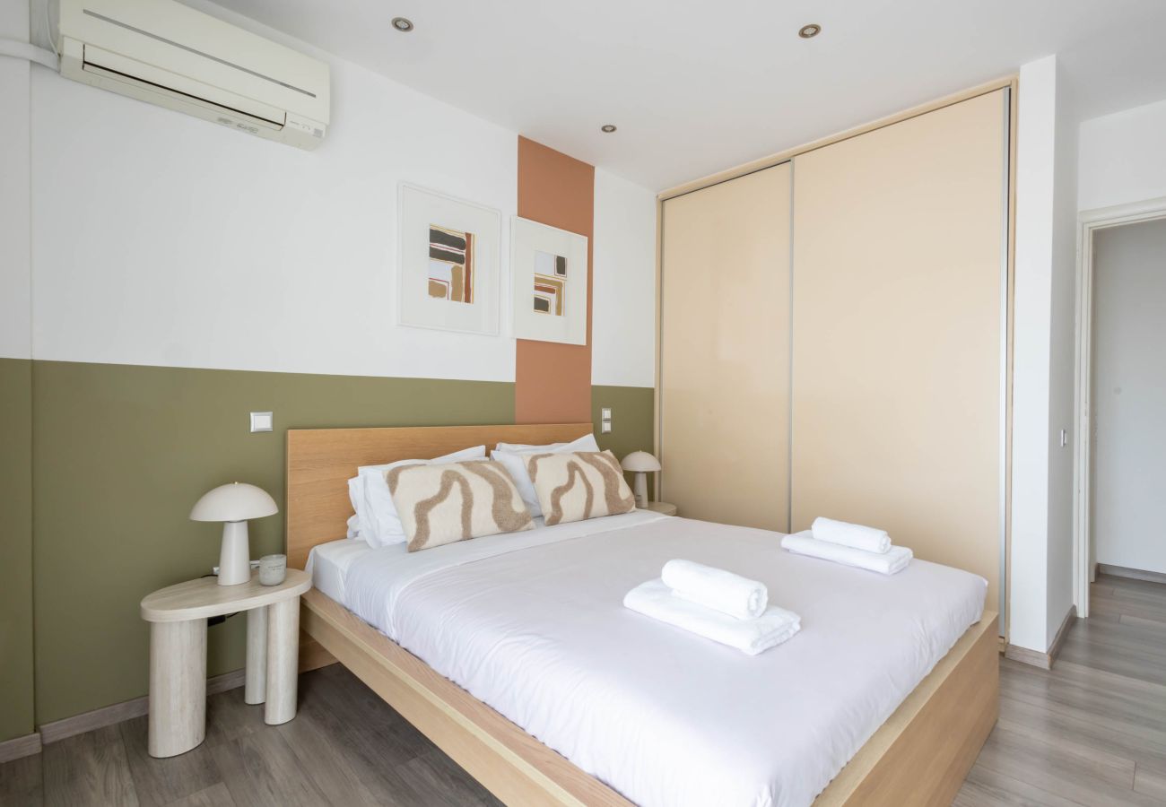 Apartment in Glyfada - An Impressive 2 bdr Apt in Glyfada (ren. June 2026)