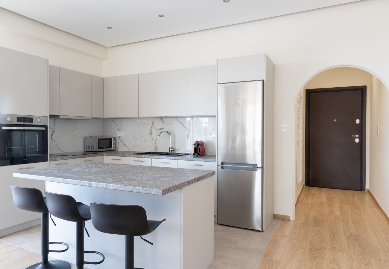 Apartment in Glyfada - Luxurious 3-Bedroom Seaside Retreat | Fully Renovated in 2025