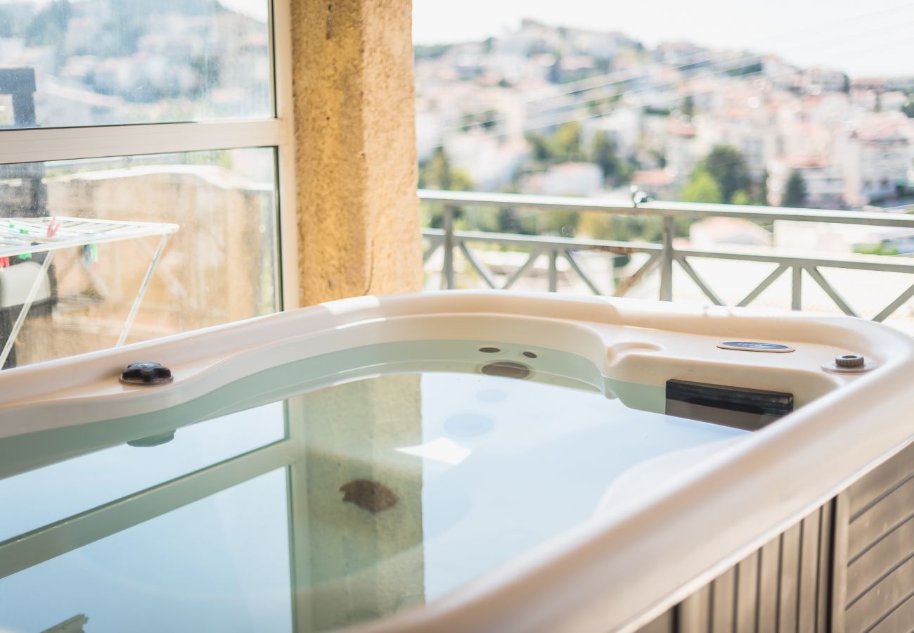 House in Voula - Luxury Home with Jacuzzi and Spectacular Sea Views for 8 Guests