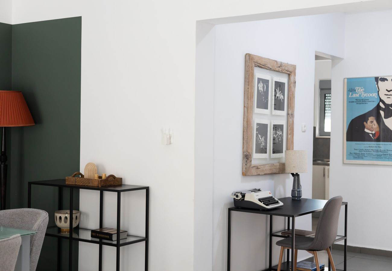 House in Athens - 4BR House near Acropolis | Roof Garden | 12 Guests and Hot Tub