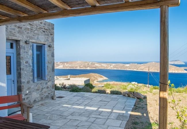 Villa in Ramos - An Amazing Stone Villa-A in Serifos w/shared Pool Villa in Ramos - An Amazing Stone Villa-A in Serifos w/shared Pool
