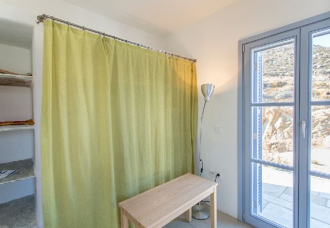 Villa in Ramos - An Amazing Stone Villa-A in Serifos w/shared Pool Villa in Ramos - An Amazing Stone Villa-A in Serifos w/shared Pool