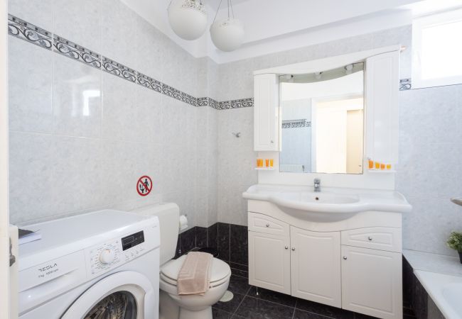 Apartment in Athens - 3 bedroom apt in Athens with Acropolis View  Apartment in Athens - 3 bedroom apt in Athens with Acropolis View