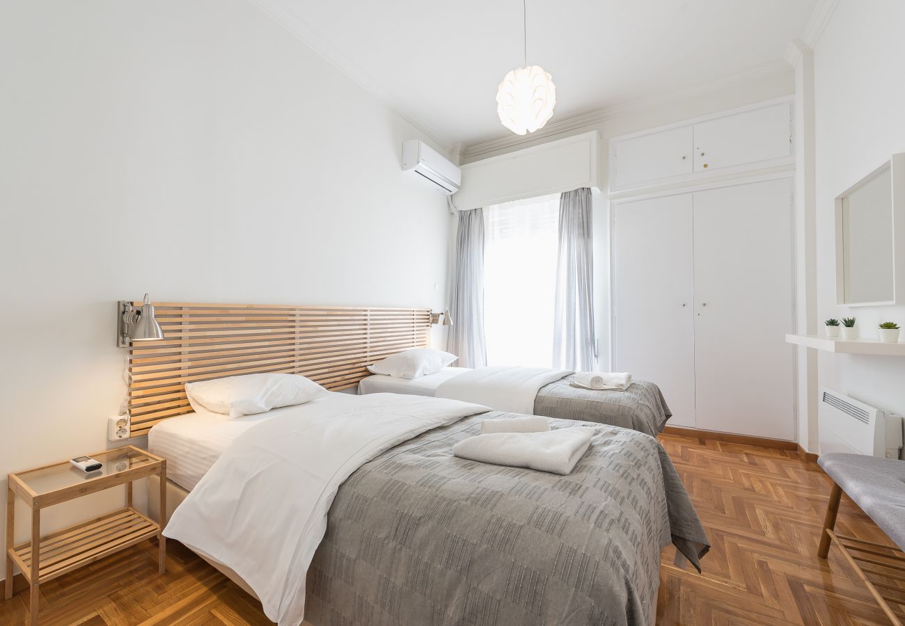 Apartment in Athens - Cozy and fresh 2bdrm apt close to Metro 