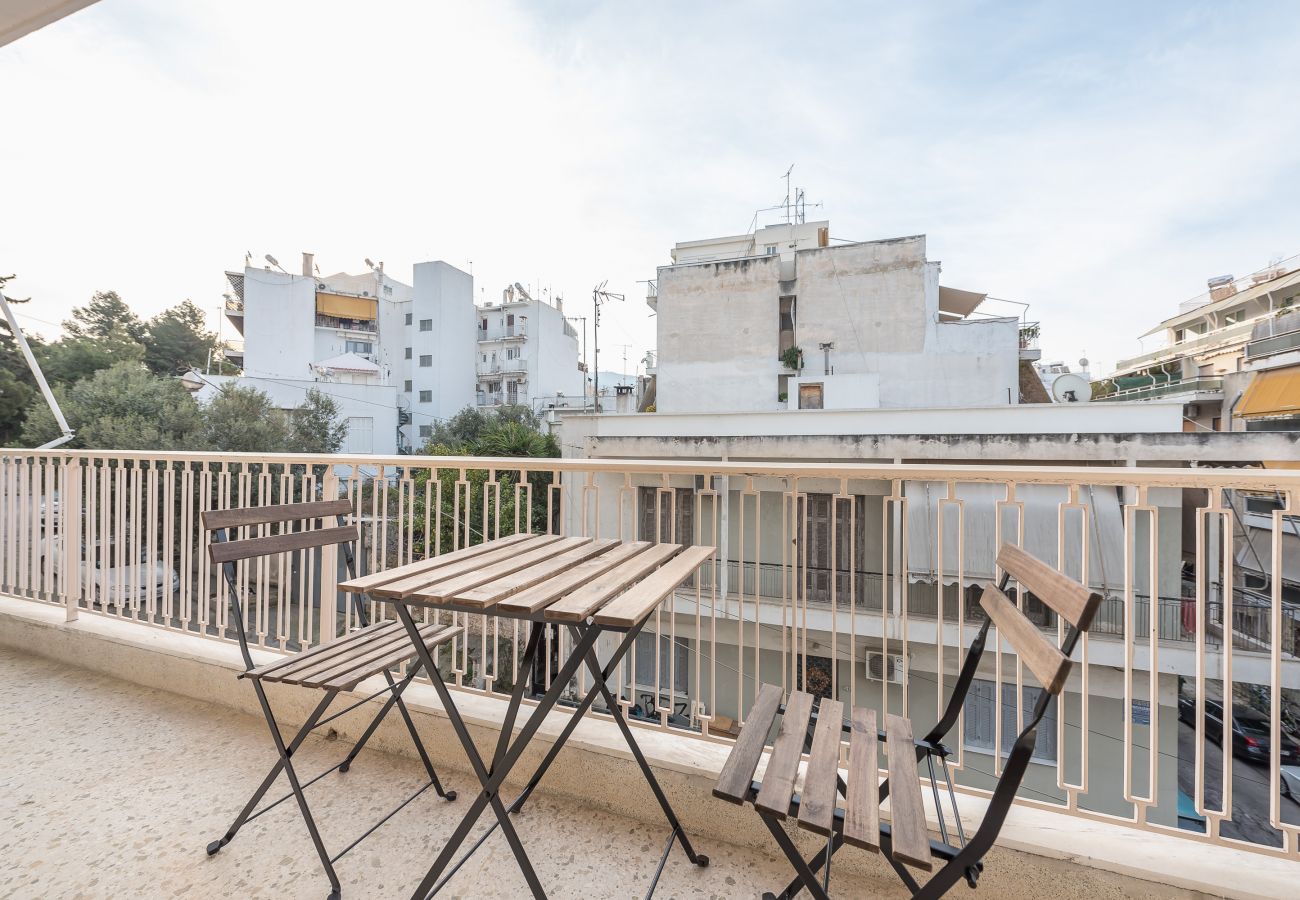 Apartment in Athens - Cozy and fresh 2bdrm apt close to Metro 