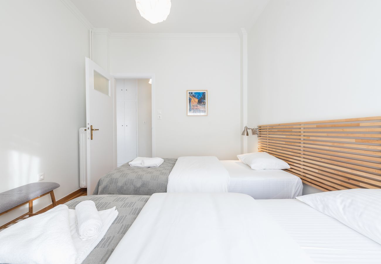 Apartment in Athens - Cozy and fresh 2bdrm apt close to Metro 