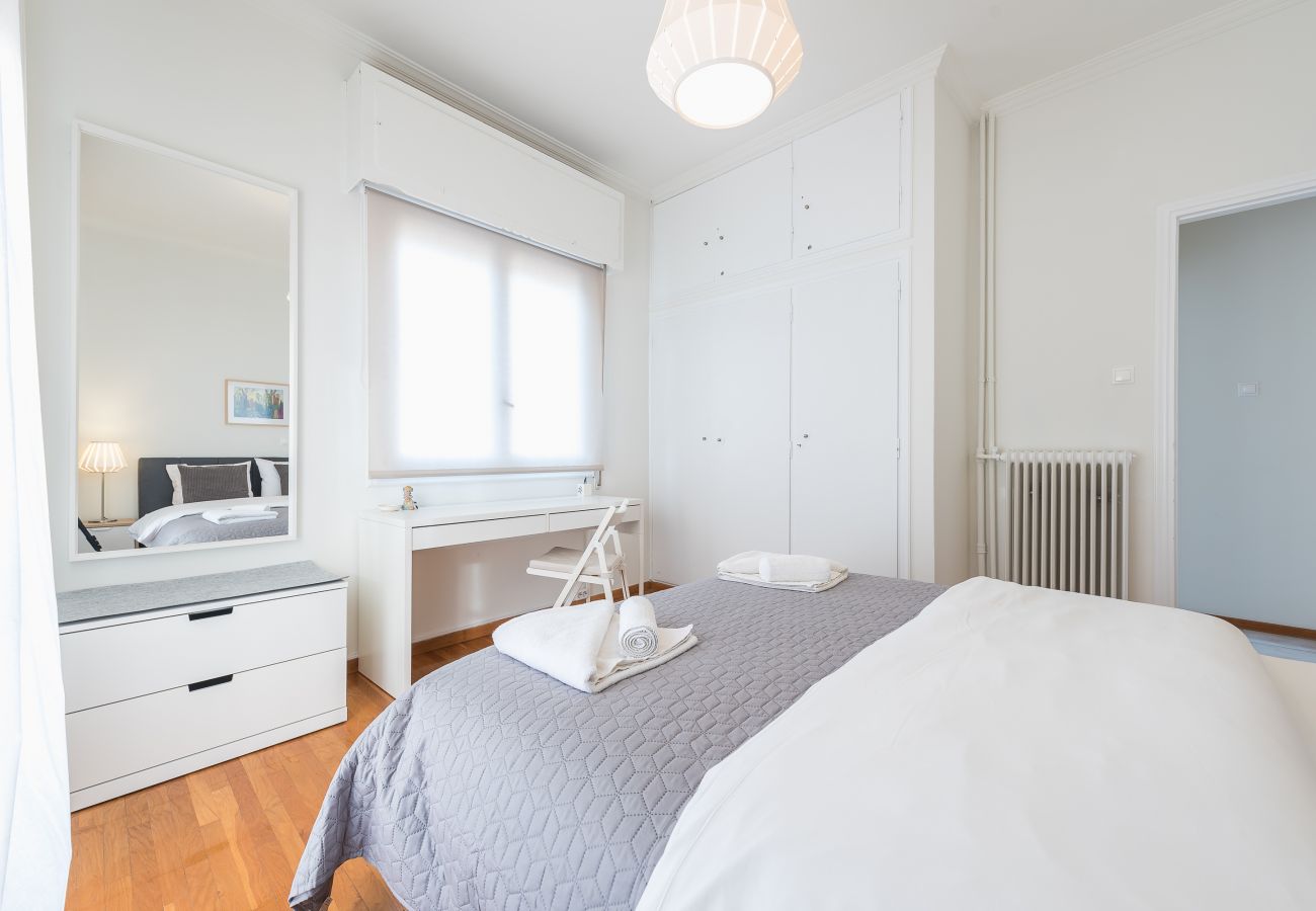 Apartment in Athens - Cozy and fresh 2bdrm apt close to Metro 