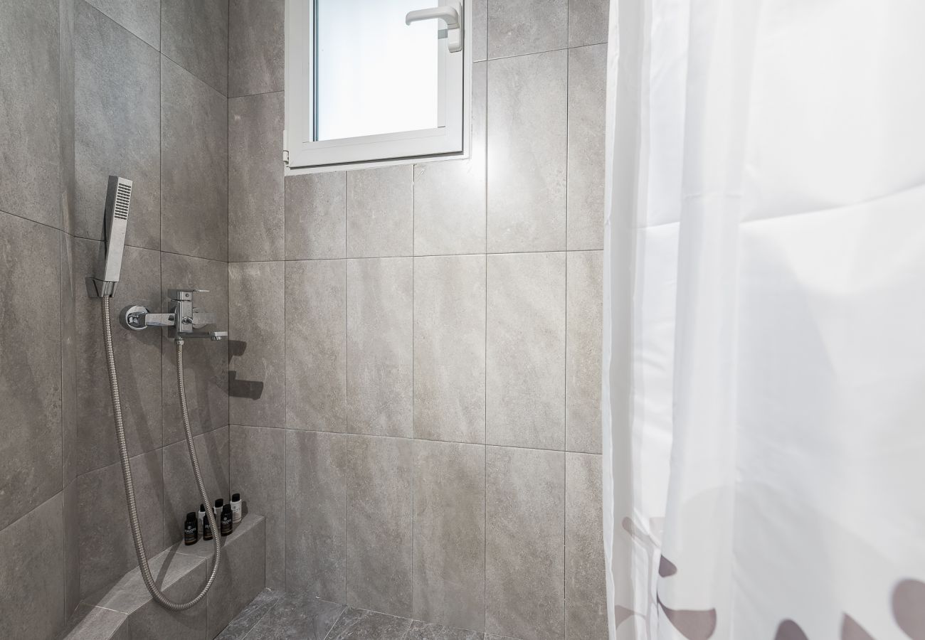 Apartment in Athens - Bright 2 bdrm apt in the heart of Athens 