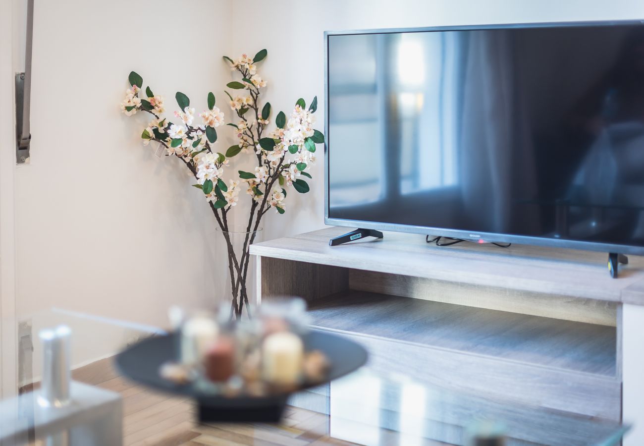 Apartment in Athens - Bright 2 bdrm apt in the heart of Athens 