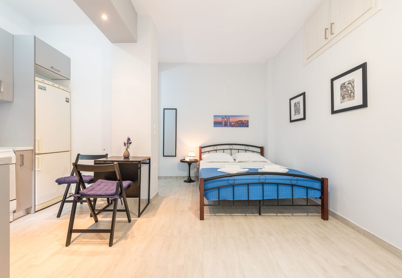Apartment in Athens - Sweet and Central apt for 2 