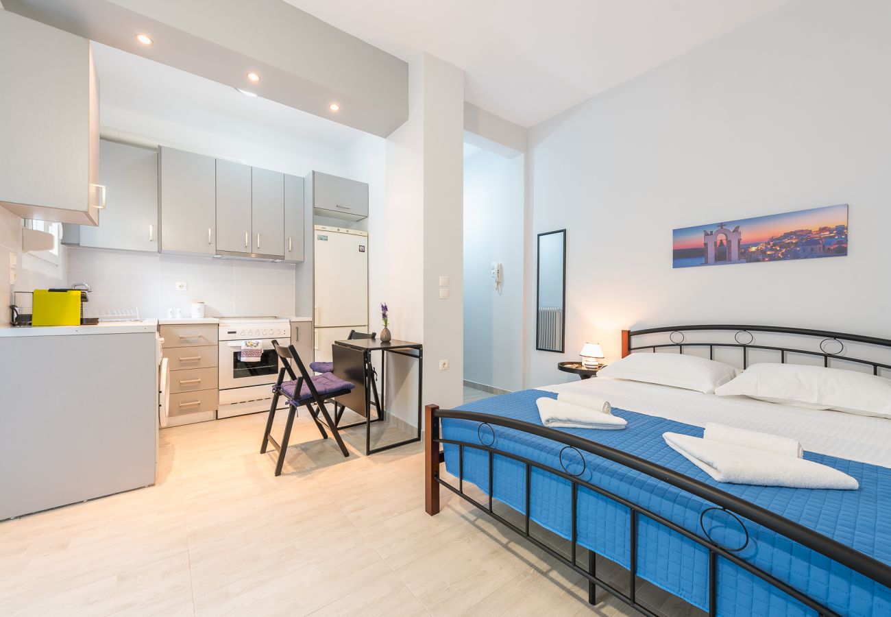 Apartment in Athens - Sweet and Central apt for 2 