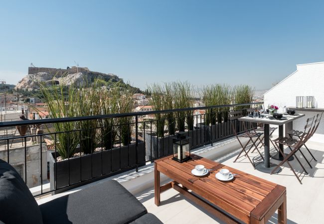 Apartment in Athens - Executive 2 bdr Suite in Plaka - Acropolis view 