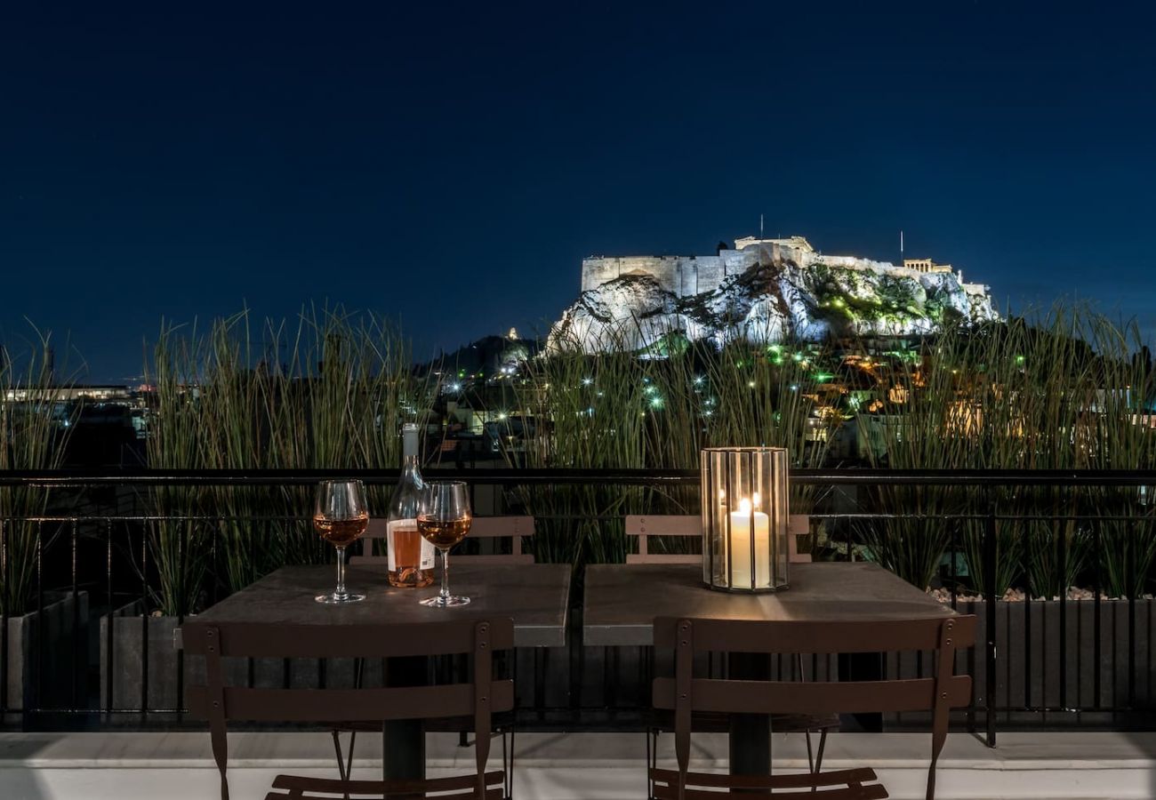 Apartment in Athens - Executive 2 bdr Suite in Plaka - Acropolis view 