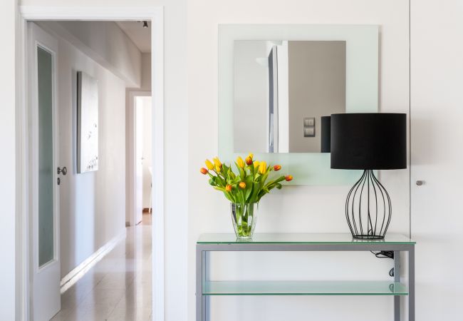 Apartment in Glyfada - Elegant 3 dbrm apt iin the Heart of Glyfada Apartment in Glyfada - Elegant 3 dbrm apt iin the Heart of Glyfada