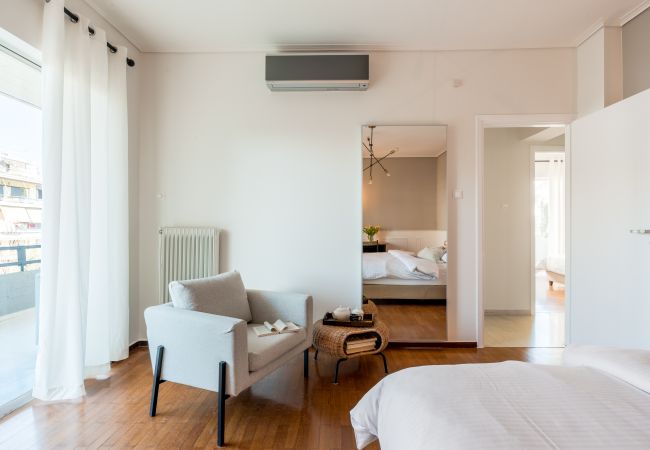 Apartment in Glyfada - Elegant 3 dbrm apt iin the Heart of Glyfada Apartment in Glyfada - Elegant 3 dbrm apt iin the Heart of Glyfada