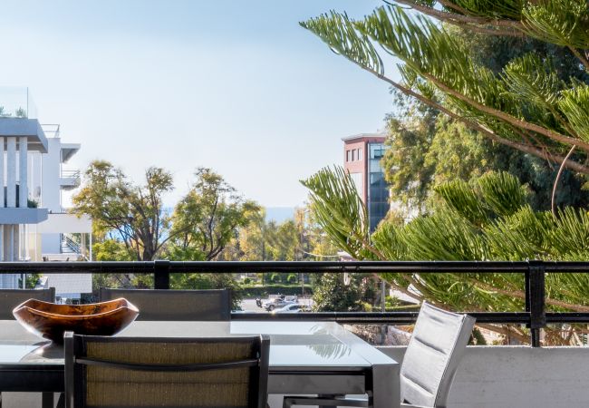 Apartment in Glyfada - Elegant 3 dbrm apt iin the Heart of Glyfada Apartment in Glyfada - Elegant 3 dbrm apt iin the Heart of Glyfada