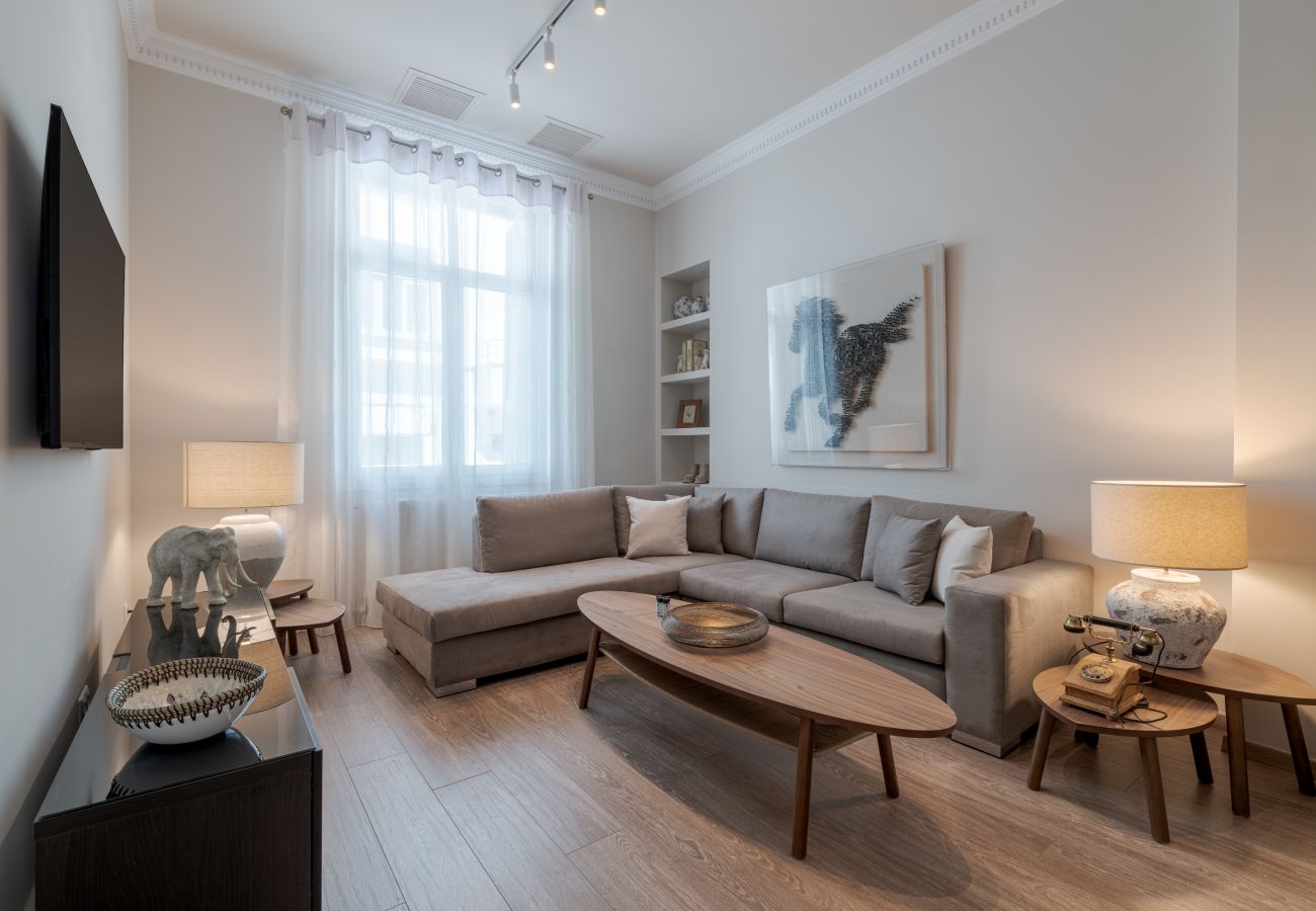 Apartment in Athens - ★ Historic Plaka's Deluxe Apartment★ 