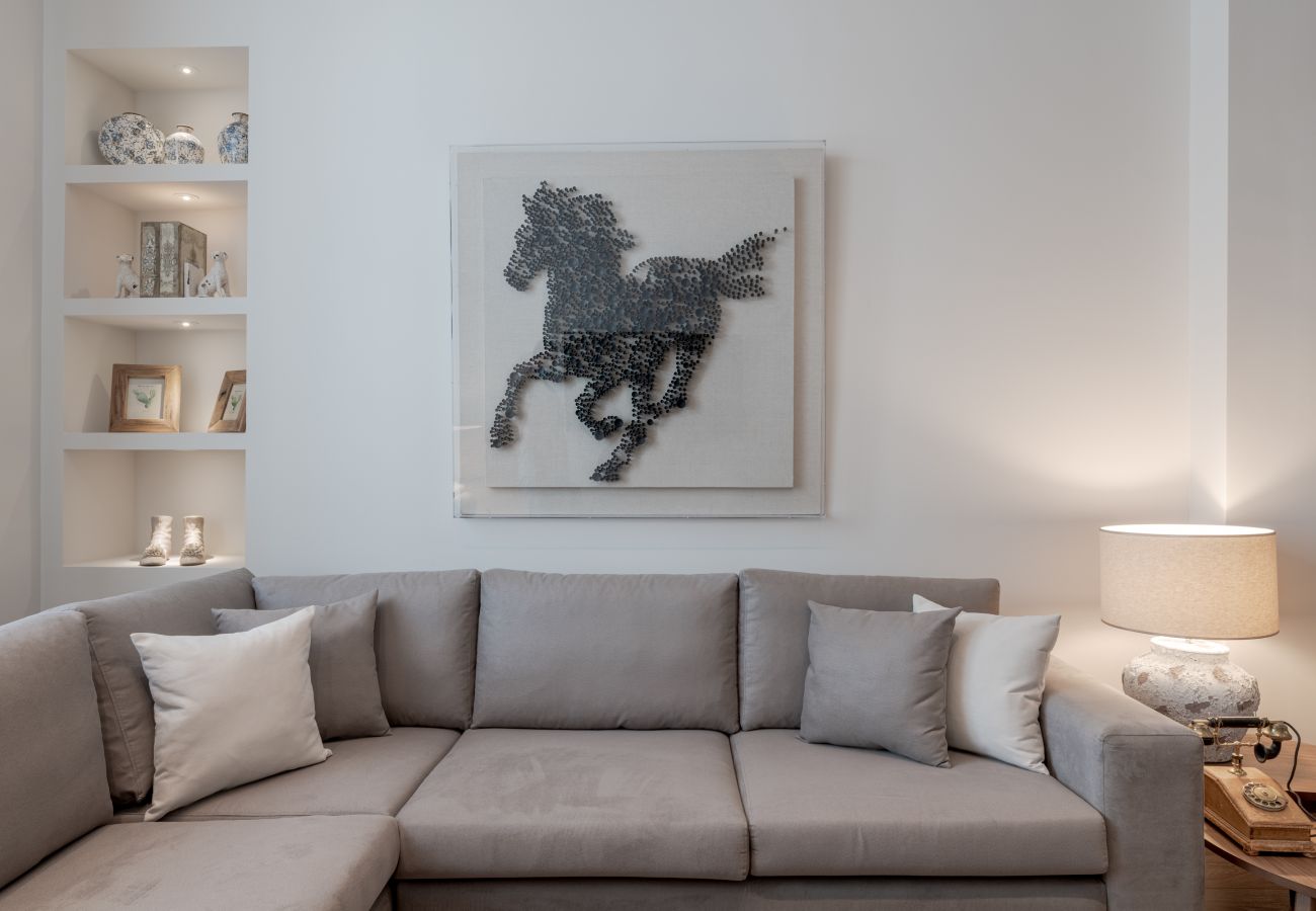 Apartment in Athens - ★ Historic Plaka's Deluxe Apartment★ 