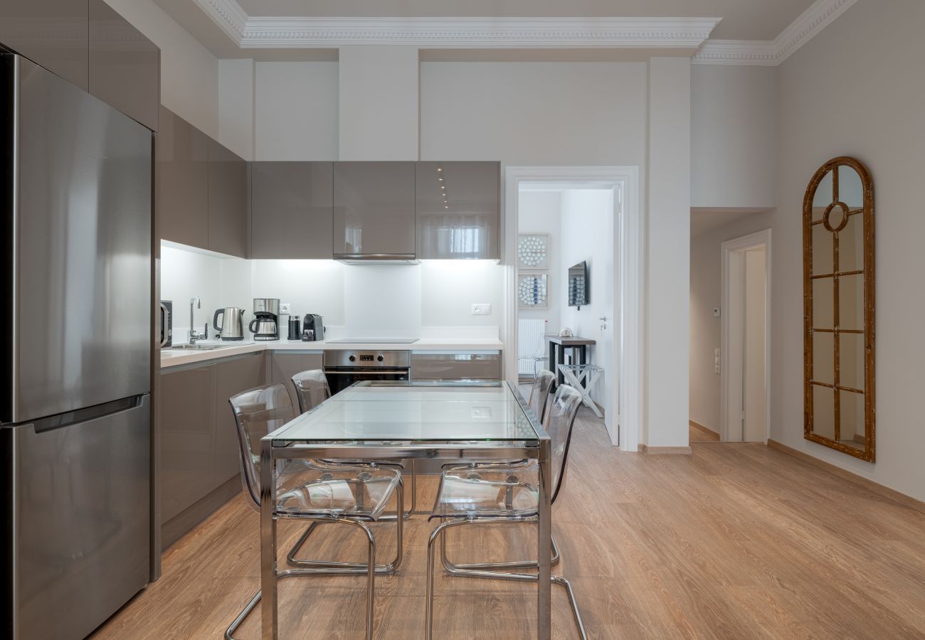 Apartment in Athens - ★ Historic Plaka's Deluxe Apartment★ 
