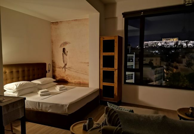 Apartment in Athens - Explore Nightlife Near an Apartment With an Acropolis View 