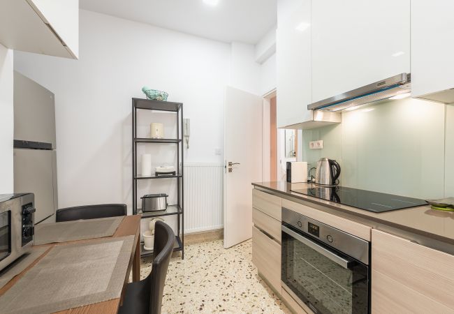 Apartment in Athens - Fresh and Clean apt for 6 in Koukaki  Apartment in Athens - Fresh and Clean apt for 6 in Koukaki