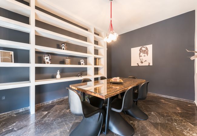 Apartment in Athens - Traveler's Dream 4 brdm Renovated Penthouse  Apartment in Athens - Traveler's Dream 4 brdm Renovated Penthouse