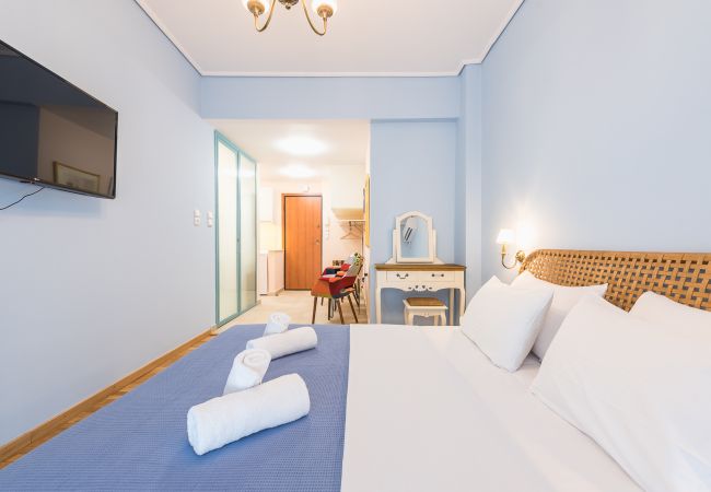 Apartment in Athens - Thissio Cocoon For Two  Apartment in Athens - Thissio Cocoon For Two