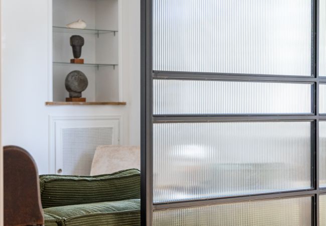 Apartment in Athens - Unbeatable Acropolis | Elegant 2-Bedroom Apartment on Areopagitou Apartment in Athens - Unbeatable Acropolis | Elegant 2-Bedroom Apartment on Areopagitou