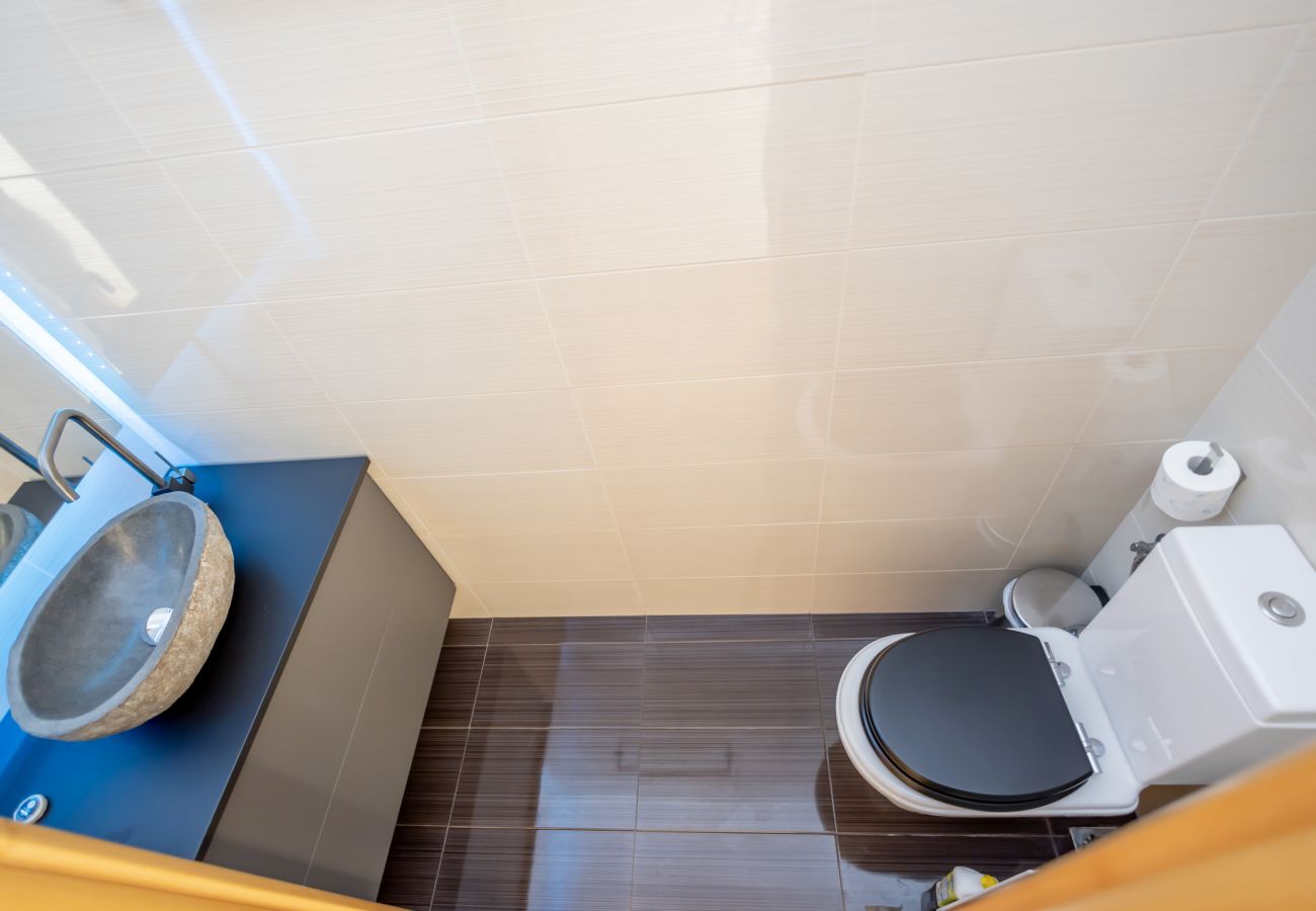 Apartment in Kallithea - Luxury 2 bdr Penthouse Apt with Acropolis view