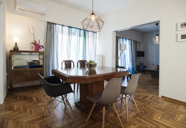 Apartment in Athens - Modern - Vintage apartment by Acropolis museum
