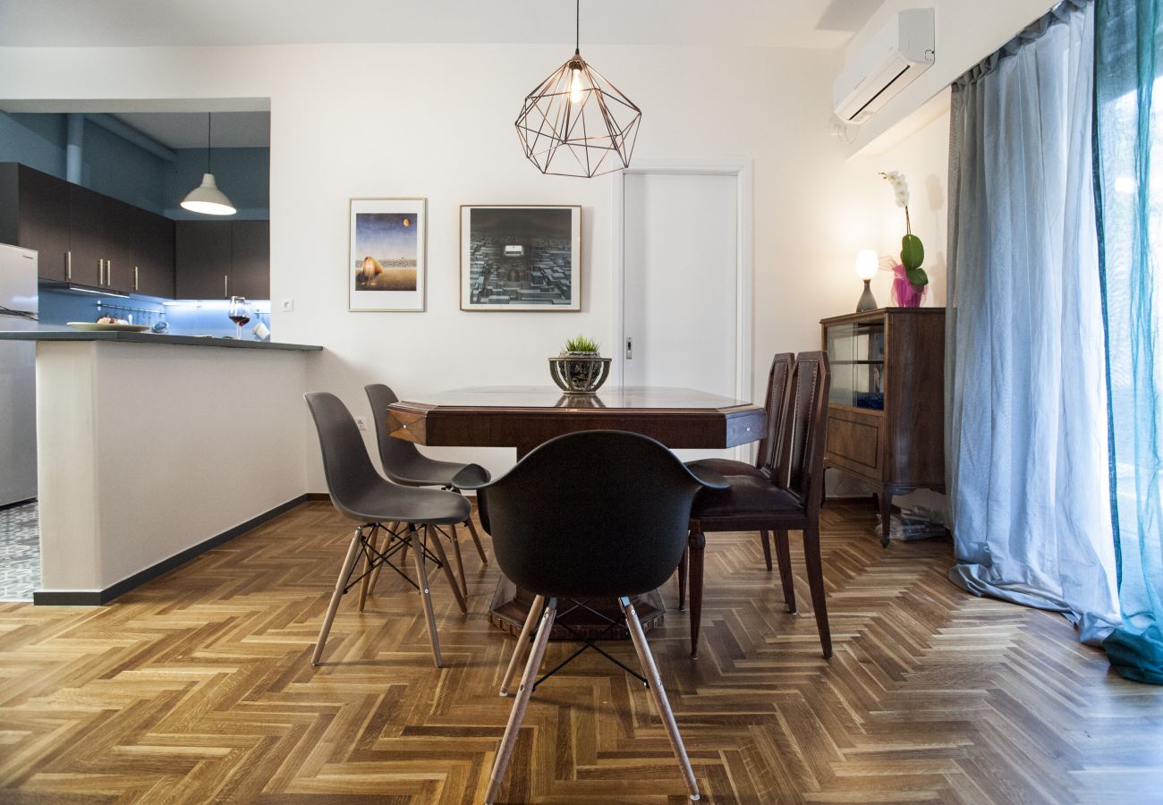 Apartment in Athens - Modern - Vintage apartment by Acropolis museum