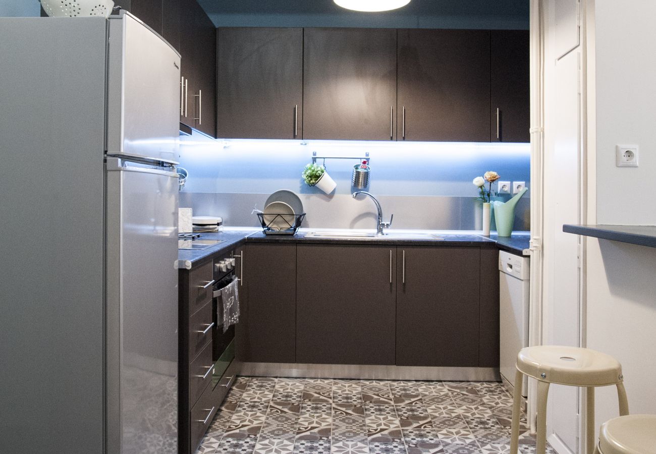 Apartment in Athens - Modern - Vintage apartment by Acropolis museum