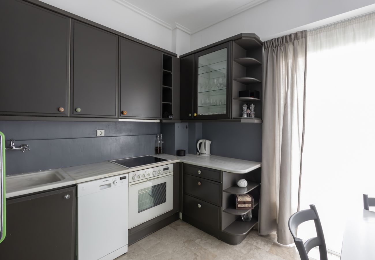 Apartment in Athens - Deco Marble Apt with Acropolis view