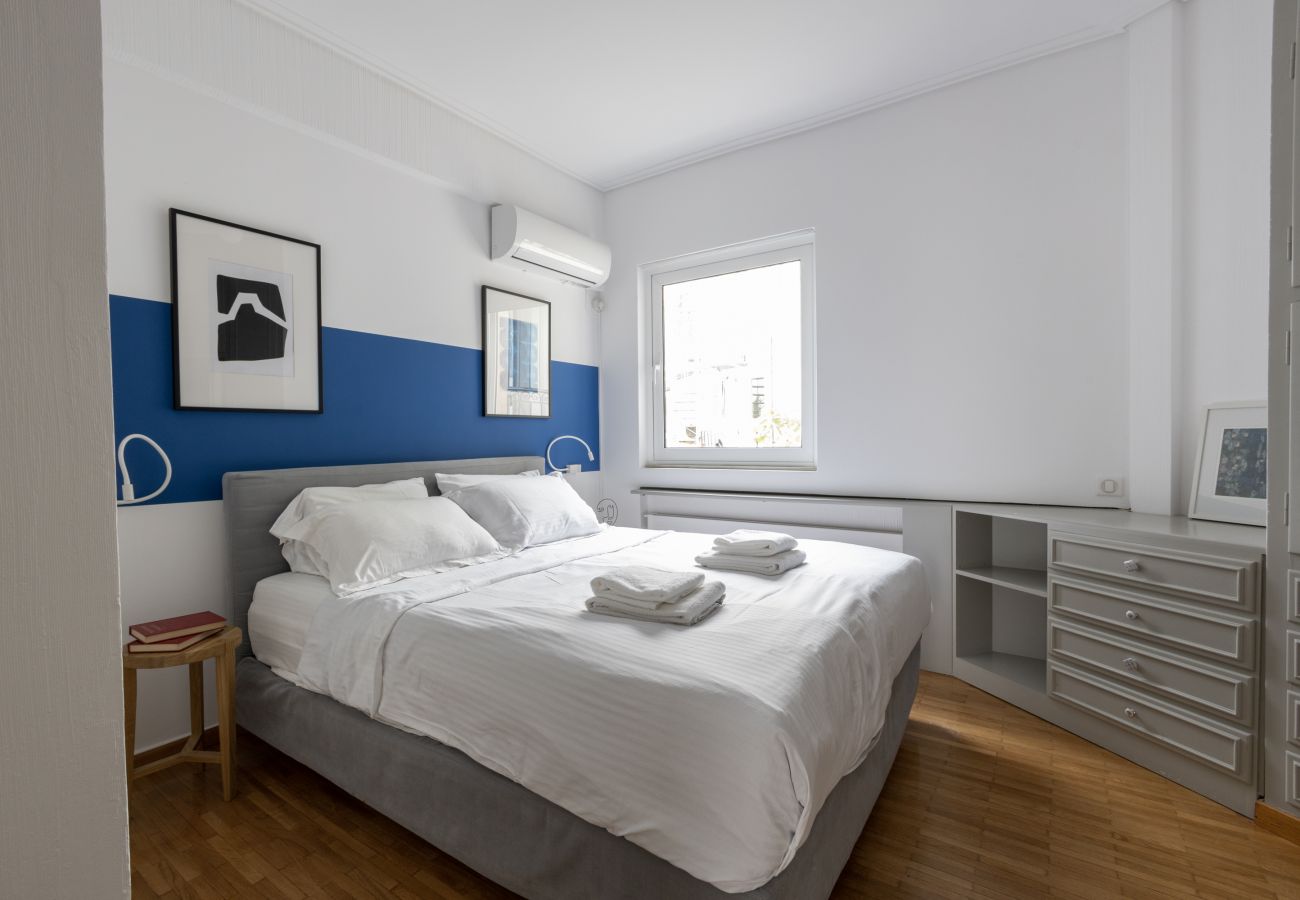 Apartment in Athens - Deco Marble Apt with Acropolis view