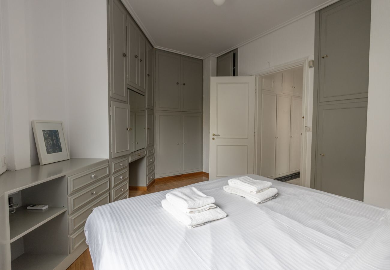 Apartment in Athens - Deco Marble Apt with Acropolis view