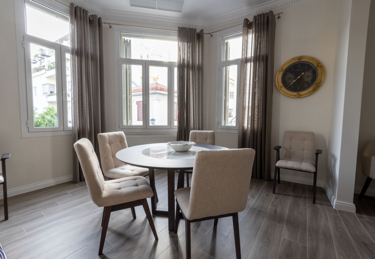 Apartment in Athens - Plaka's Privileged Accommodation